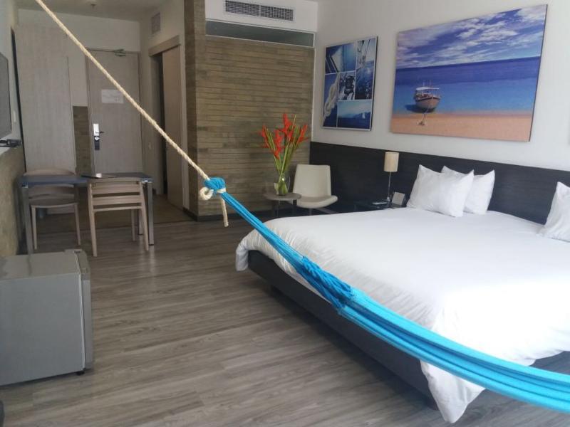 Pop Art Hotel Clc Mamonal Cartagena Buitenkant foto